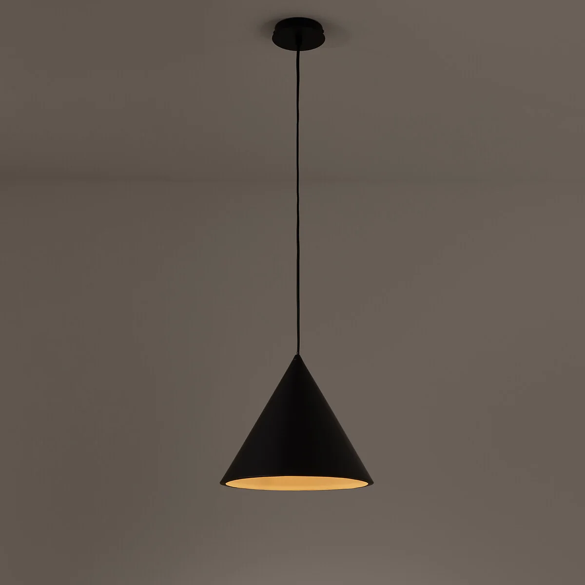 Moke XL Cone Metal Ceiling Light – image 3