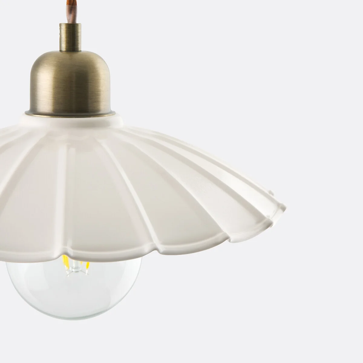 Festonia Scalloped Metal Ceiling Light – image 4