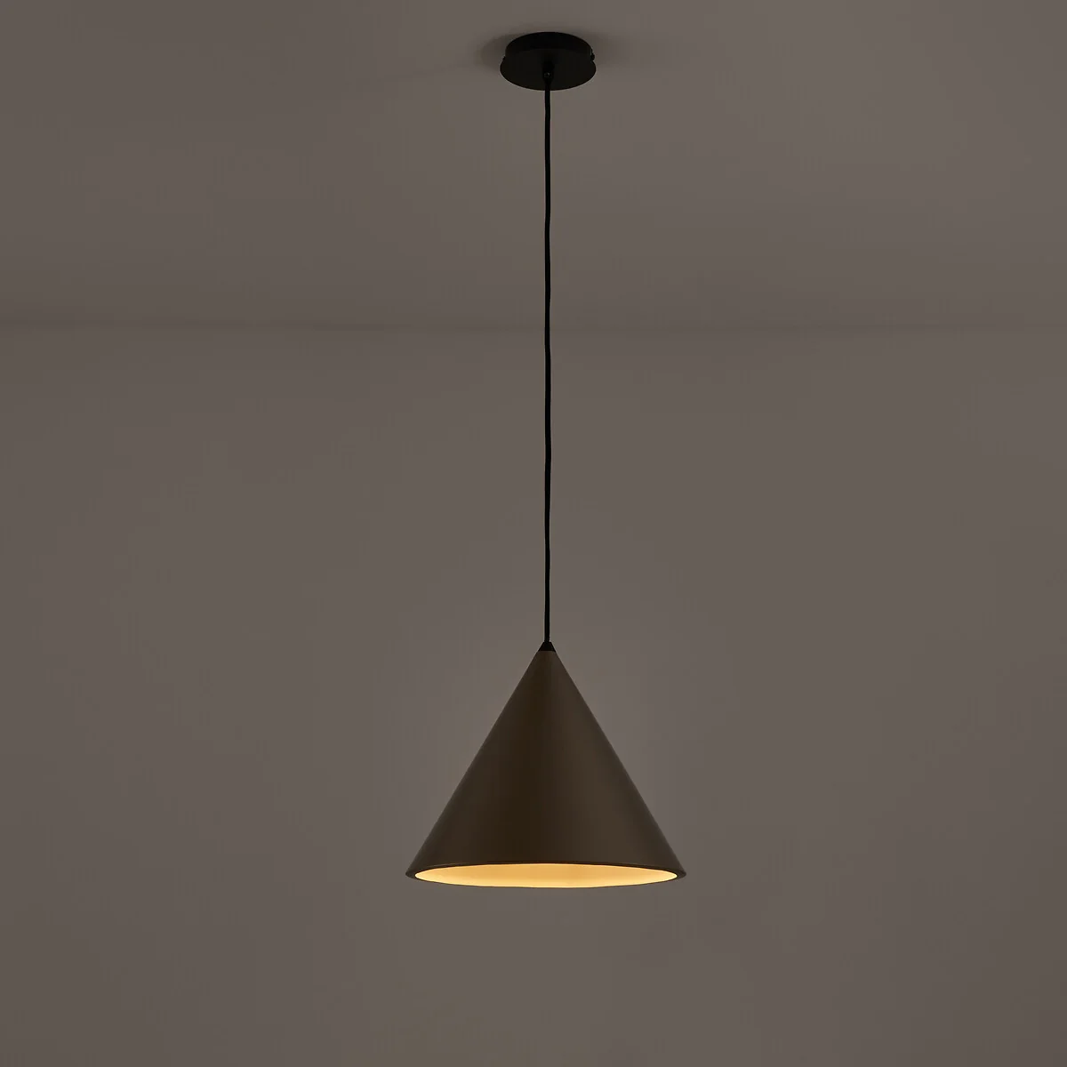 Moke XL Cone Metal Ceiling Light – image 3