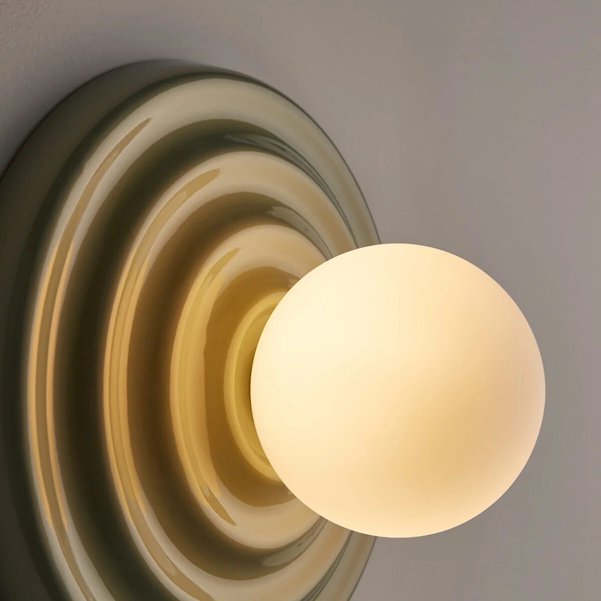 Holi Wall Or Ceiling Light in Ceramic and Opaline Glass, Diameter 24.5cm – image 5