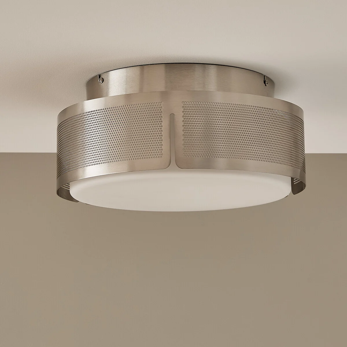 Darja Iron and Opaline Wall/Ceiling Light – image 3