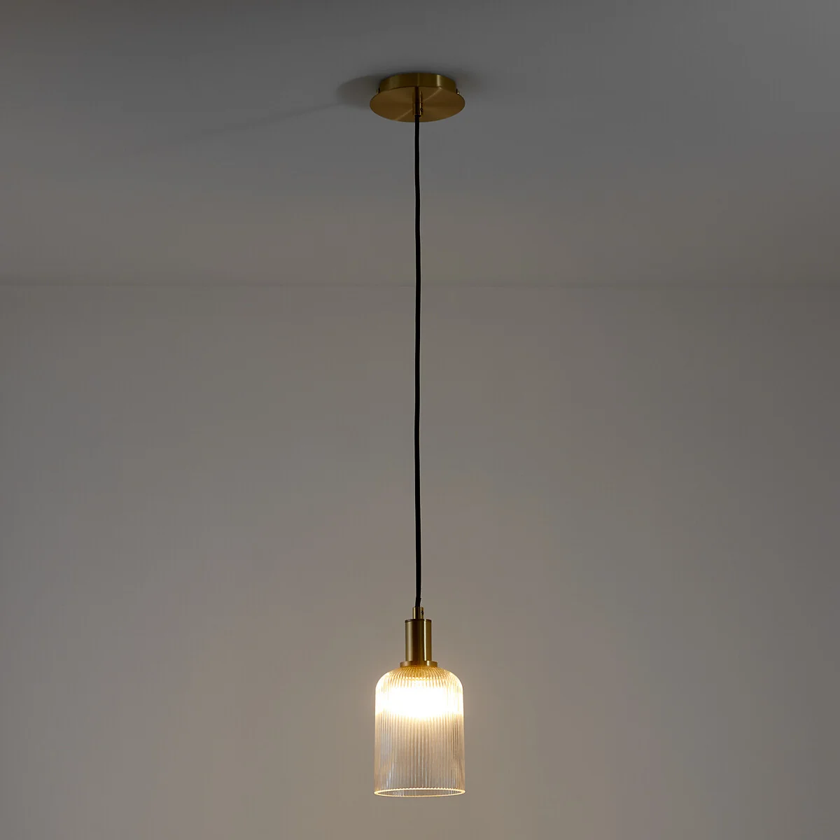 Bogota 10.9cm Diameter Textured Glass & Brass Ceiling Light – image 5
