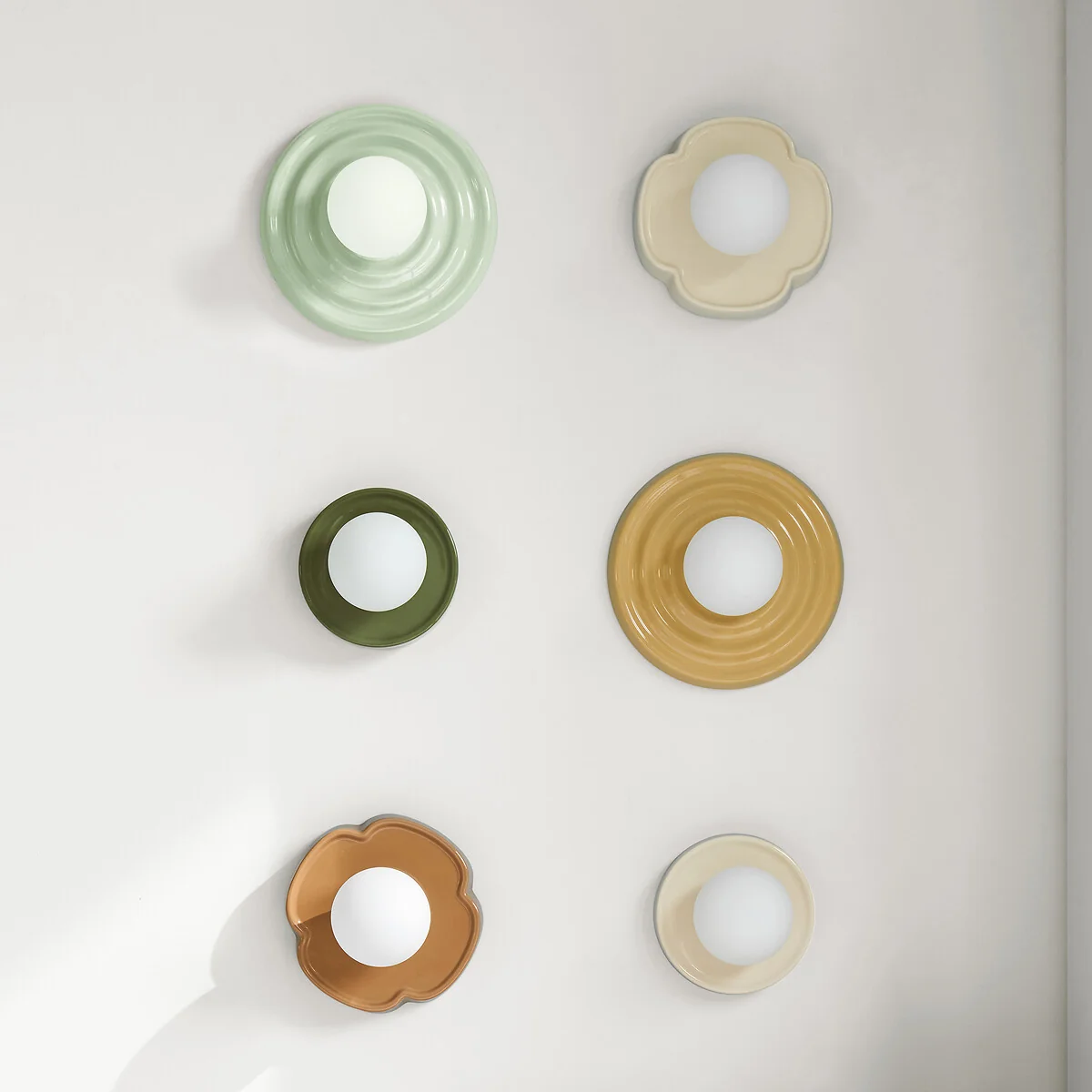 Holi Round Wall Or Ceiling Light in Ceramic and Opaline Glass, Diameter 16.8cm – image 2