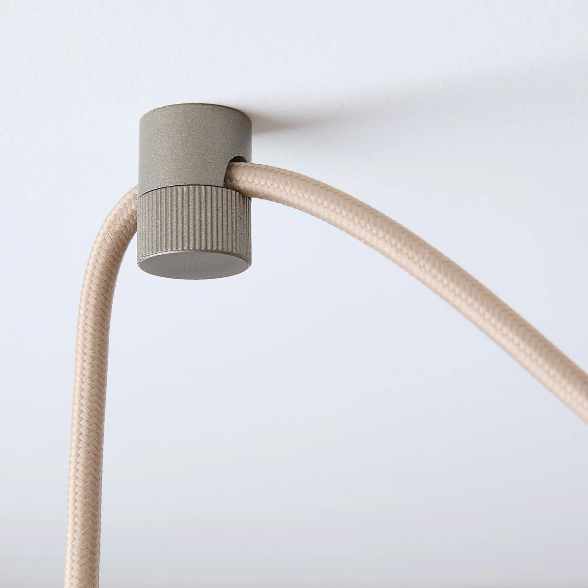 Moke Modular Ceiling Light with 5 Cones – image 5