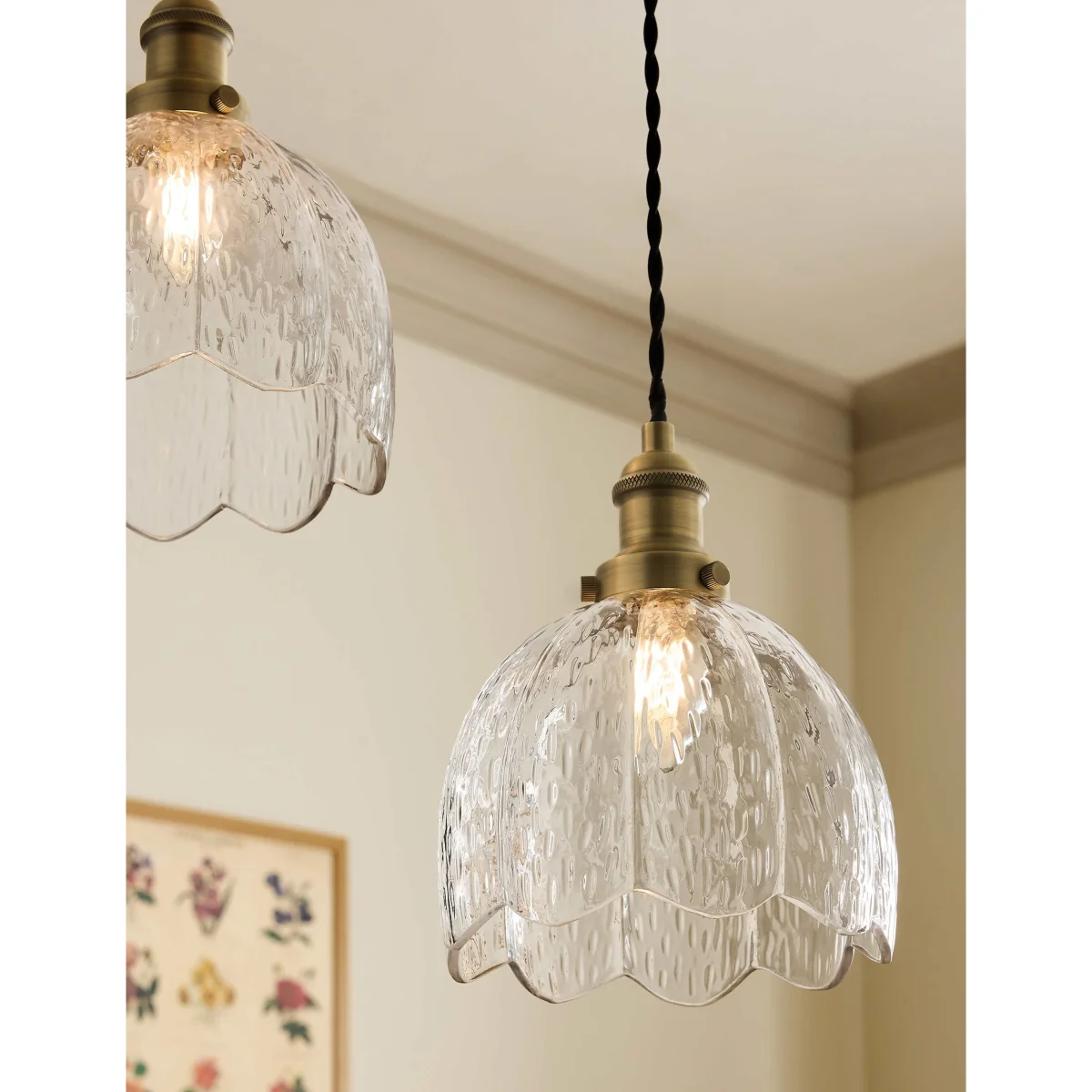 Laura Ashley Vintage Cluster Pendant Light Antique Brass – image 4