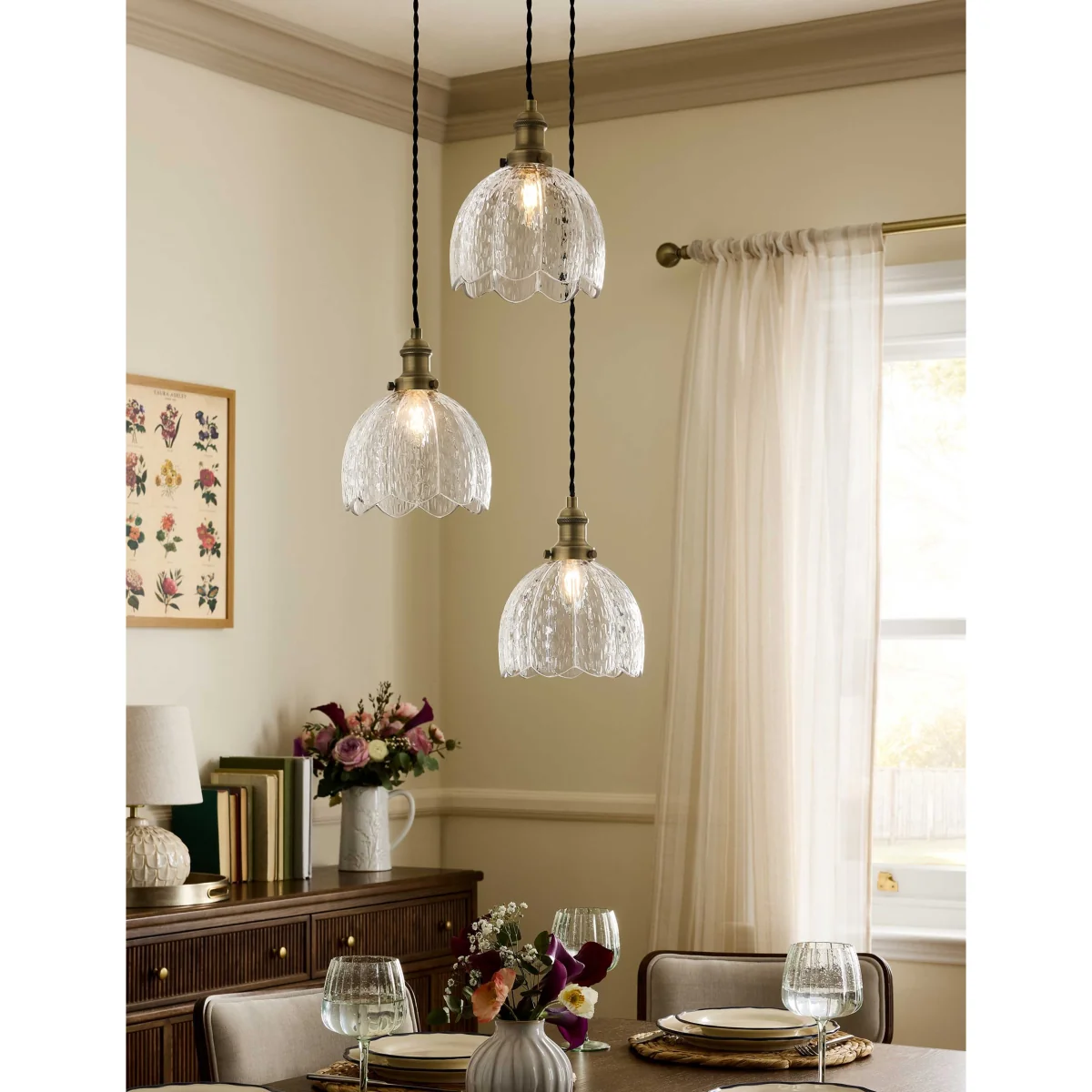 Laura Ashley Vintage Cluster Pendant Light Antique Brass – image 5