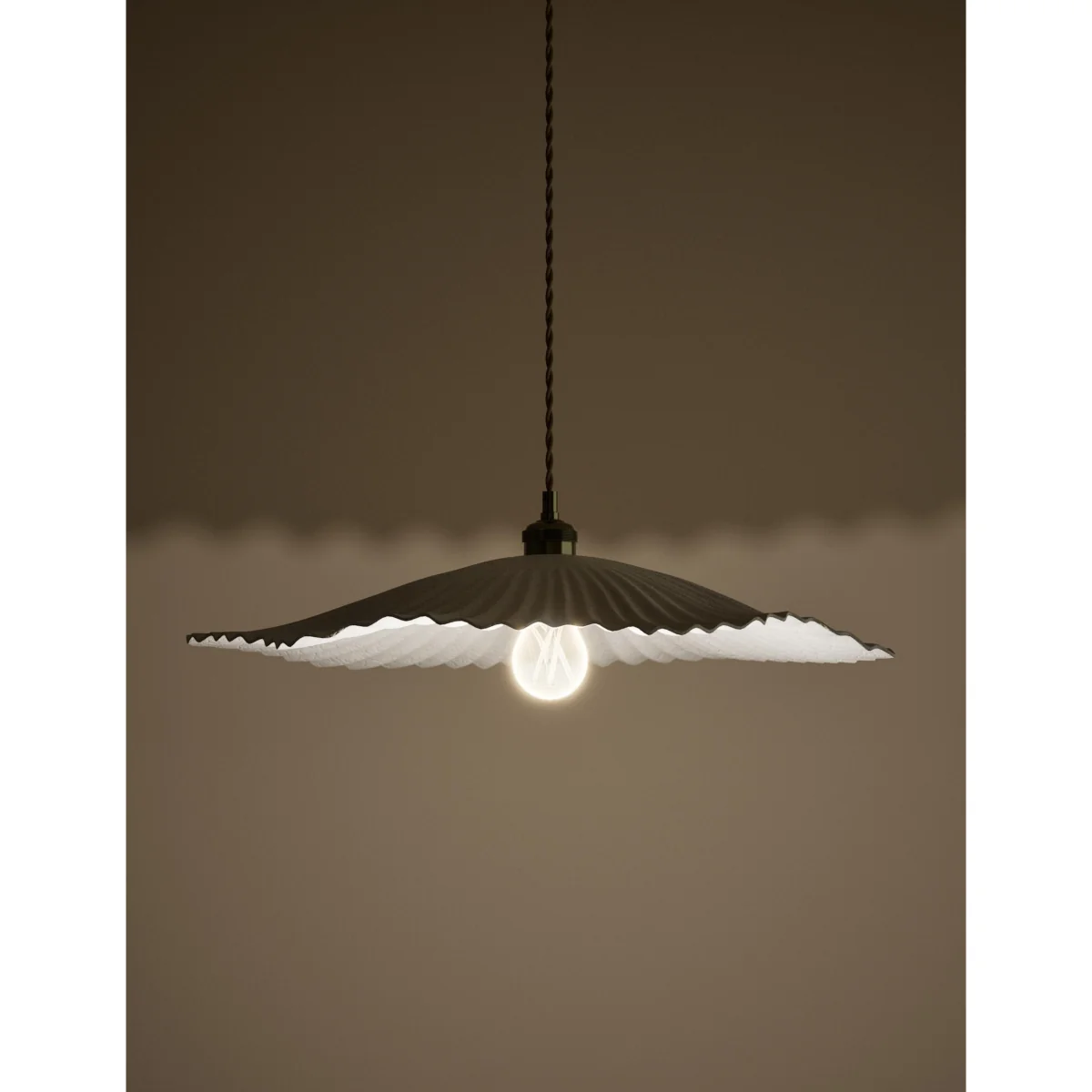 M&S Papier Mache Stingray Effect Pendant Light White – image 2
