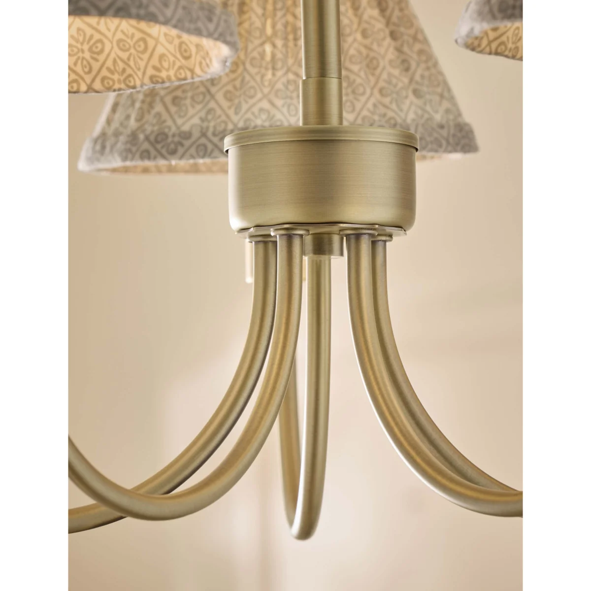 Laura Ashley Willowbrook Metal 5 Arm Pendant Light Antique Brass – image 4