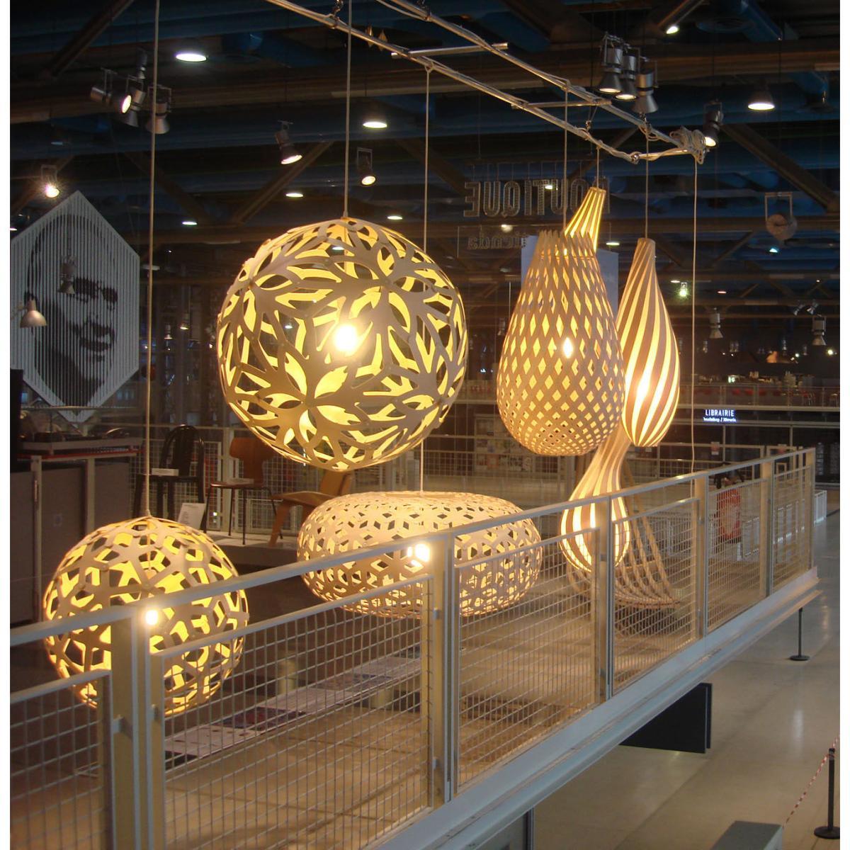 Coral Pendant - / Ø 60 cm - White by David Trubridge White – image 6