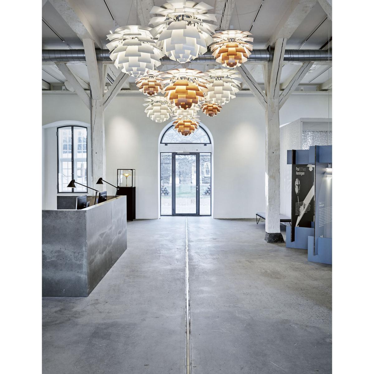 PH Artichoke LED Ø 48 cm Pendant - / Ø 48 cm - Integrated LED light source / Poul Henningsen, 1958 by Louis Poulsen Black – image 3