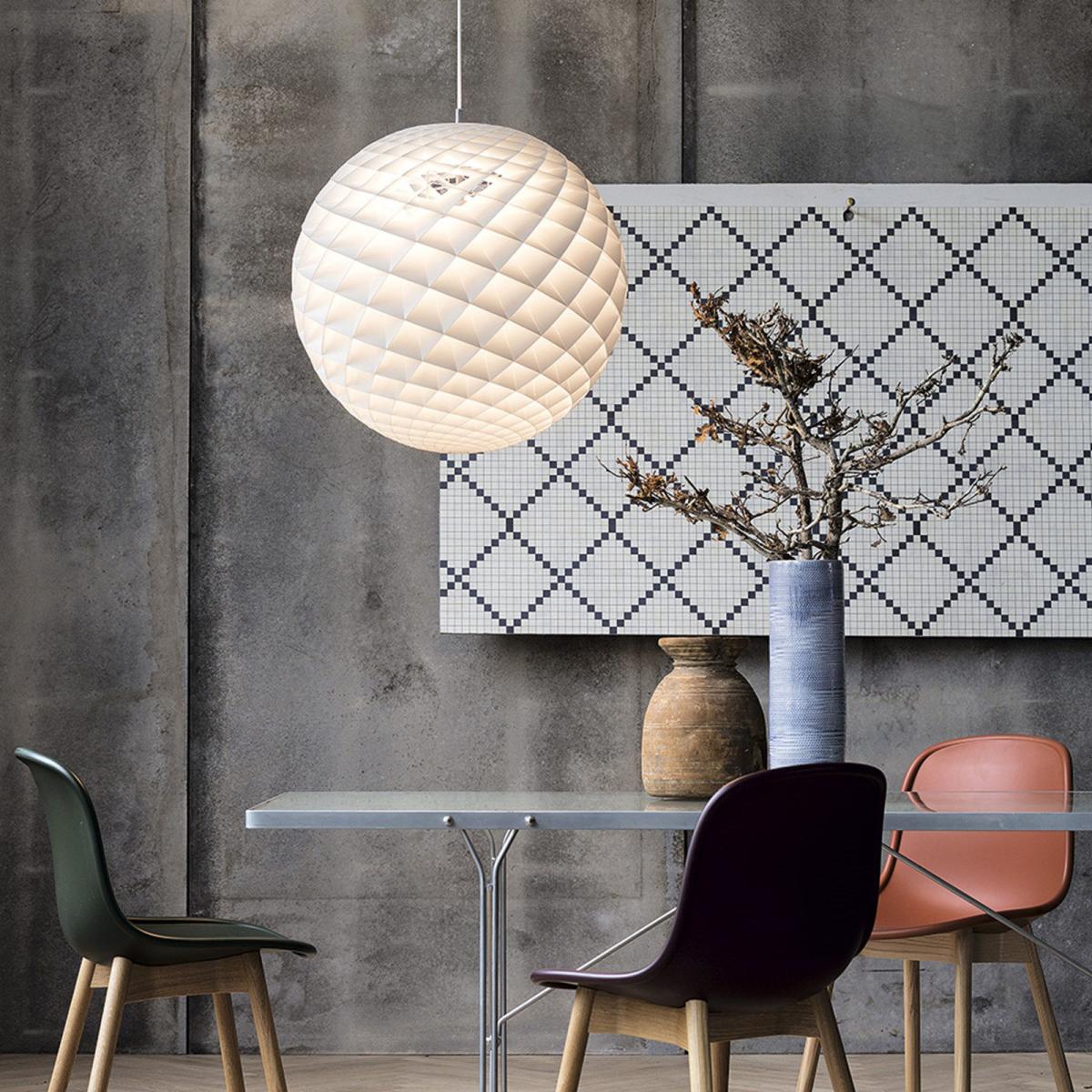 Patera Pendant plastic material white / Ø 30 cm - PVC honeycomb - Louis Poulsen – image 2