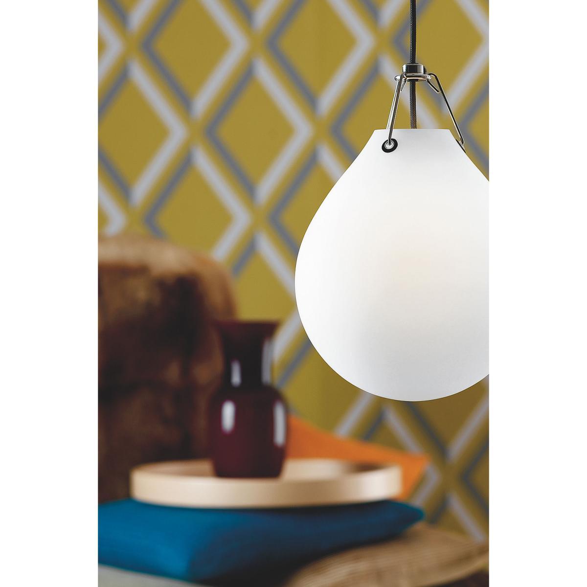 Moser Pendant - Ø 25 cm by Louis Poulsen White – image 3