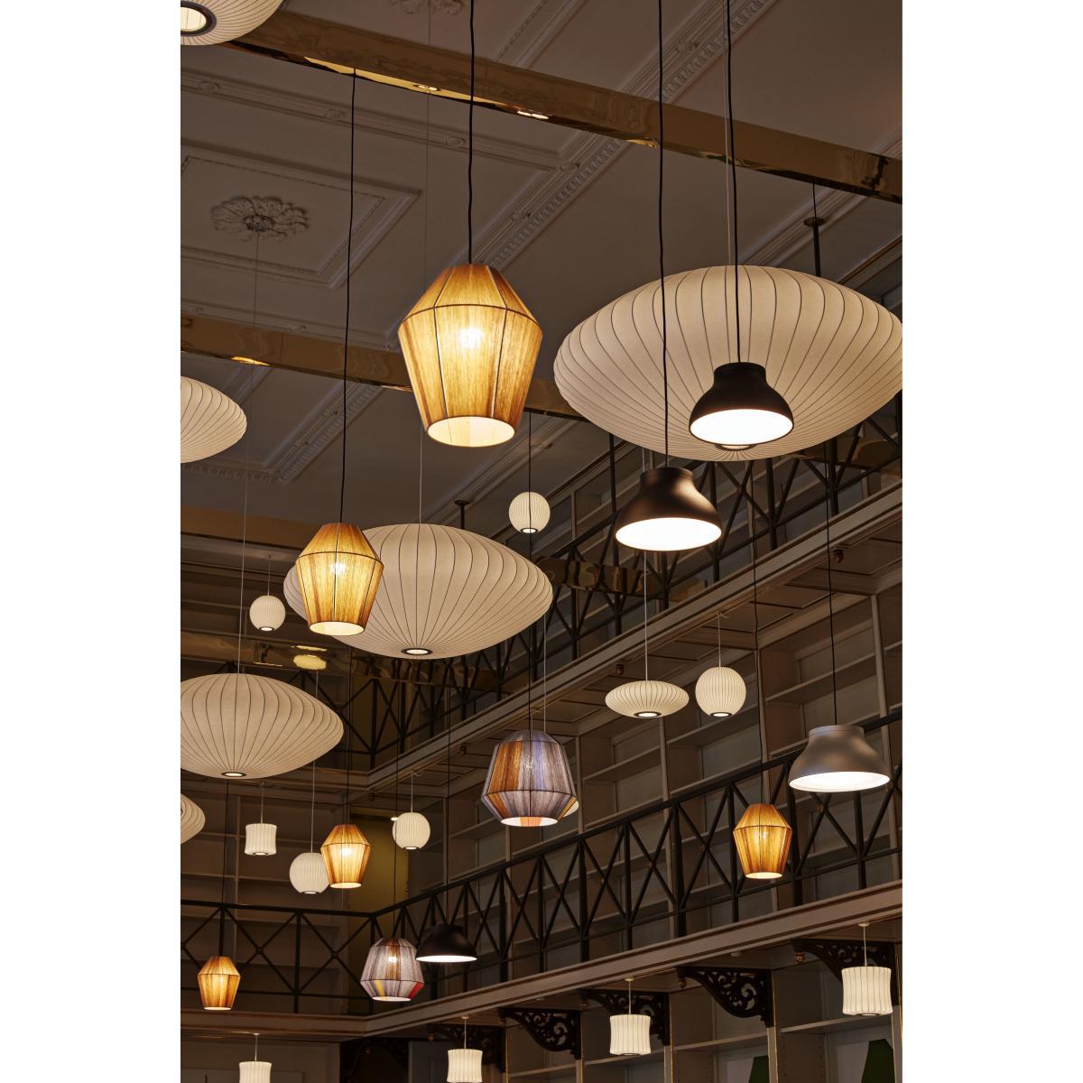 PC Small Pendant - / Ø 25 cm - Aluminium by Hay Black – image 2