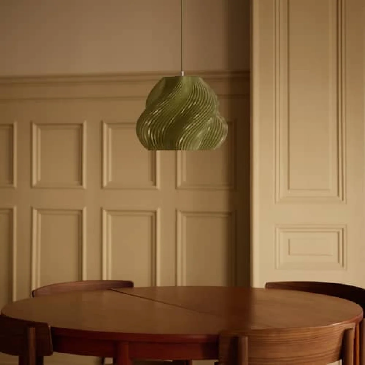 Soft Serve 02 Pendant plastic material green / Ø 31 x H 25 cm - CRÈME ATELIER – image 2