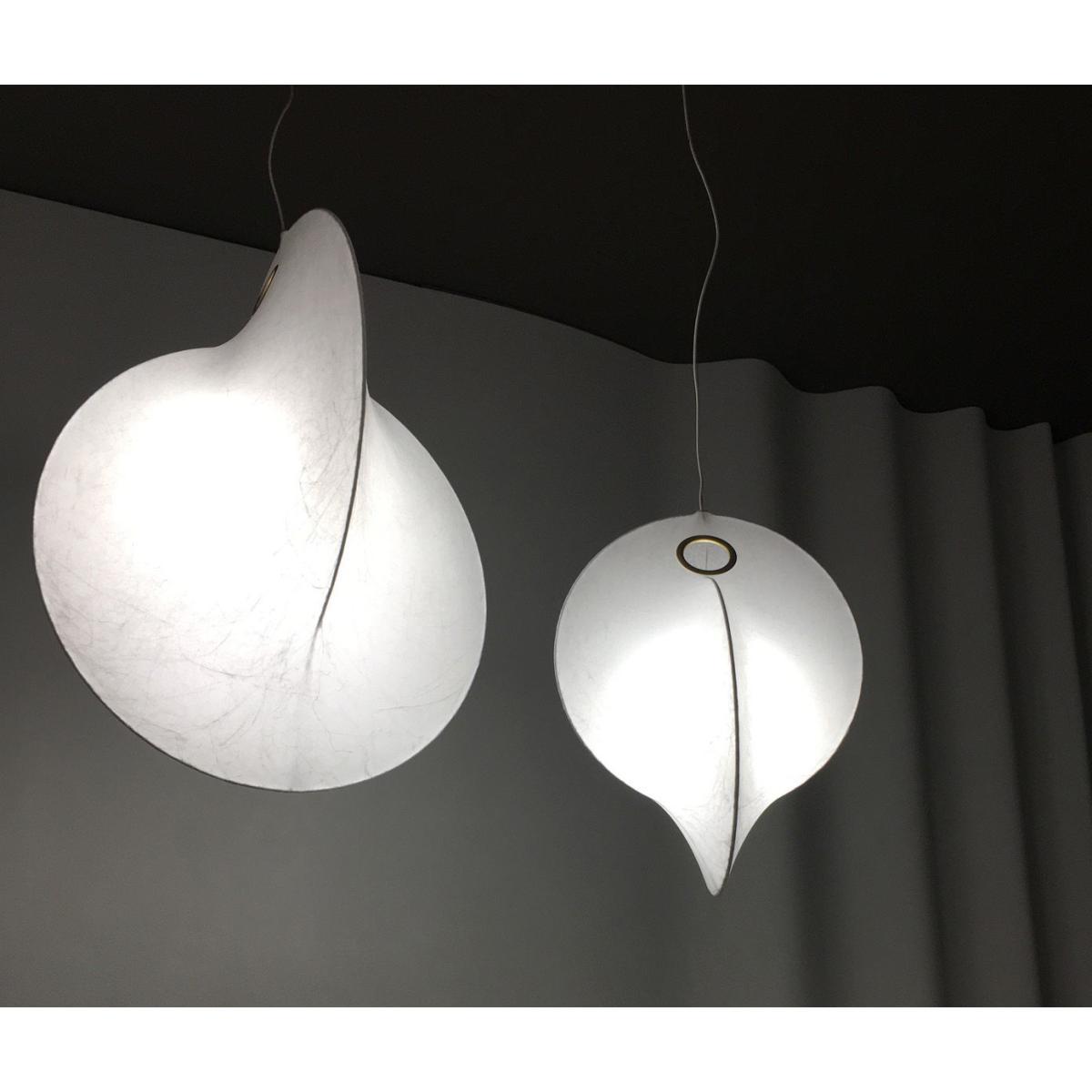 Overlap S2 Pendant - / Cocoon resin - Ø 100 x H 126 cm by Flos White – image 3