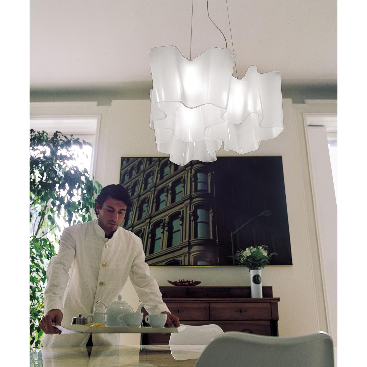 Logico grande Pendant - 3 elements x 120° by Artemide White – image 3