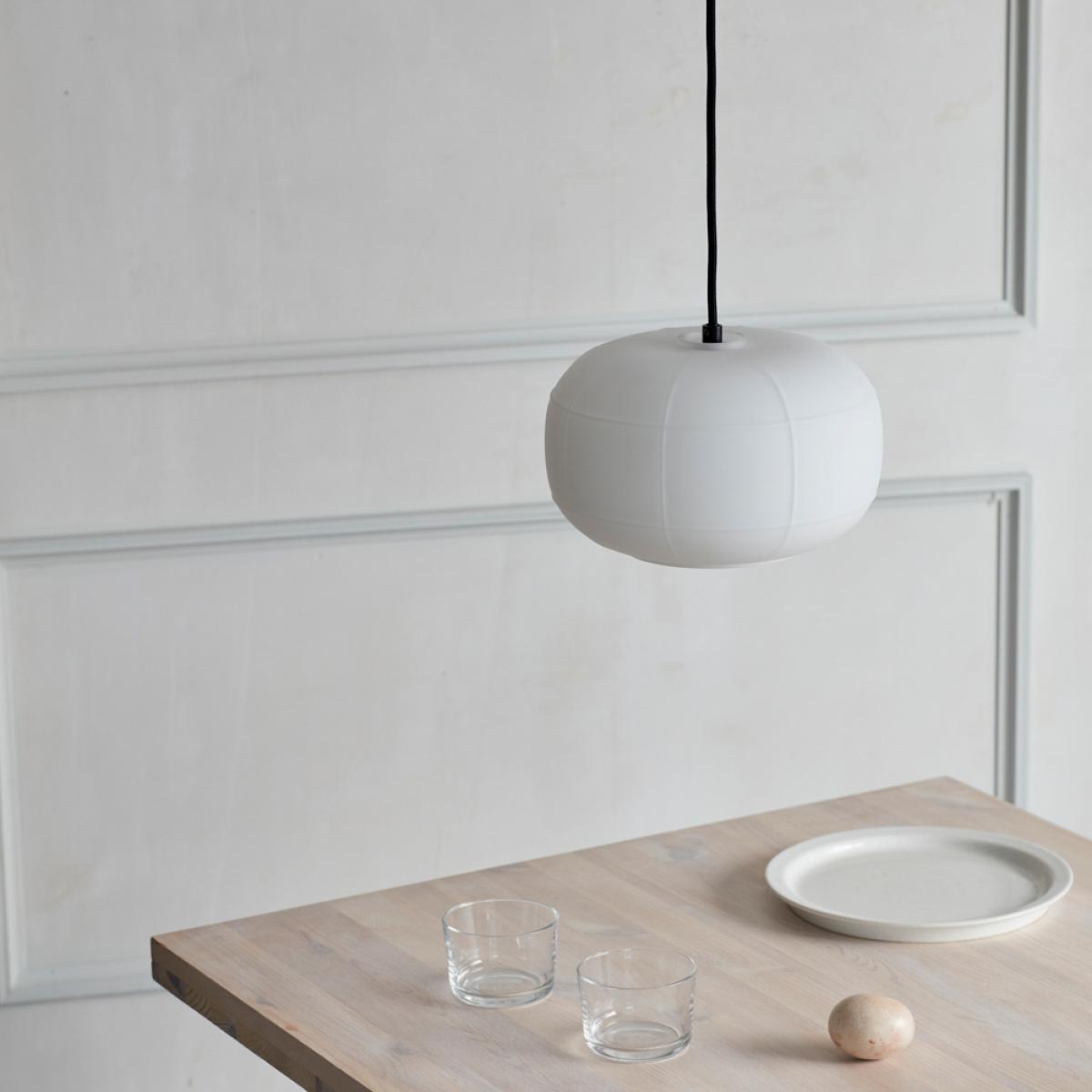 Rut ceiling lamp Ø24 cm White – image 2