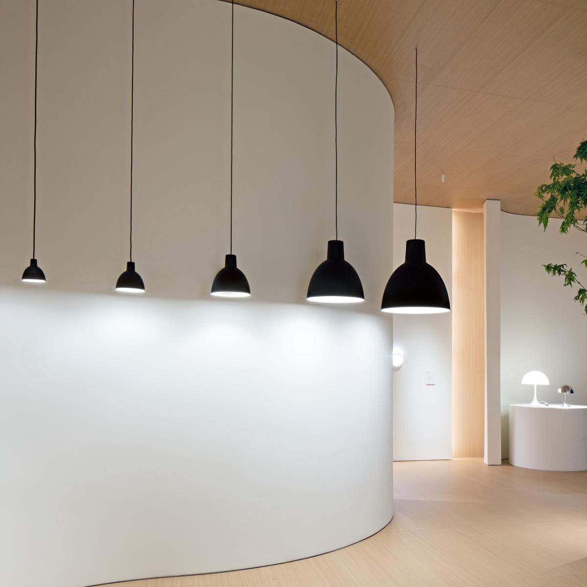 Toldbod 250 pendant lamp black – image 3