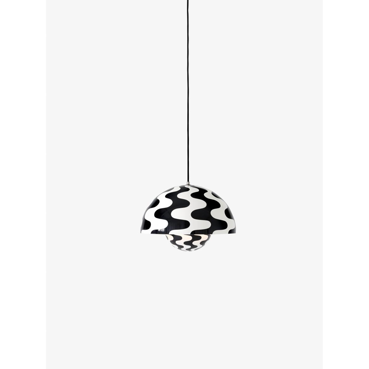 &Tradition Flowerpot pendant lamp VP7 Black-white pattern – image 2