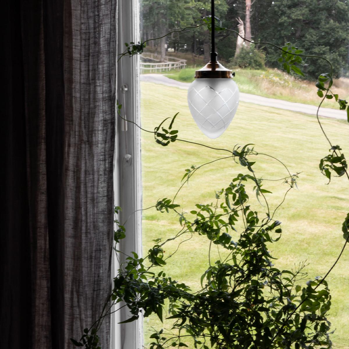 Globen Lighting Juni pendant lamp Frost 11 – image 2