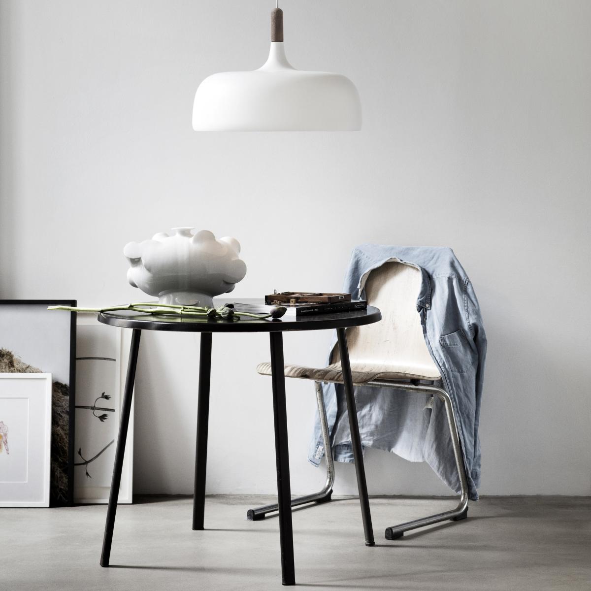 Acorn pendant lamp white – image 3