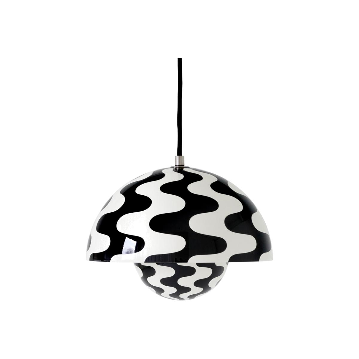 &Tradition FlowerPot VP1 pendant Black-white pattern – image 1