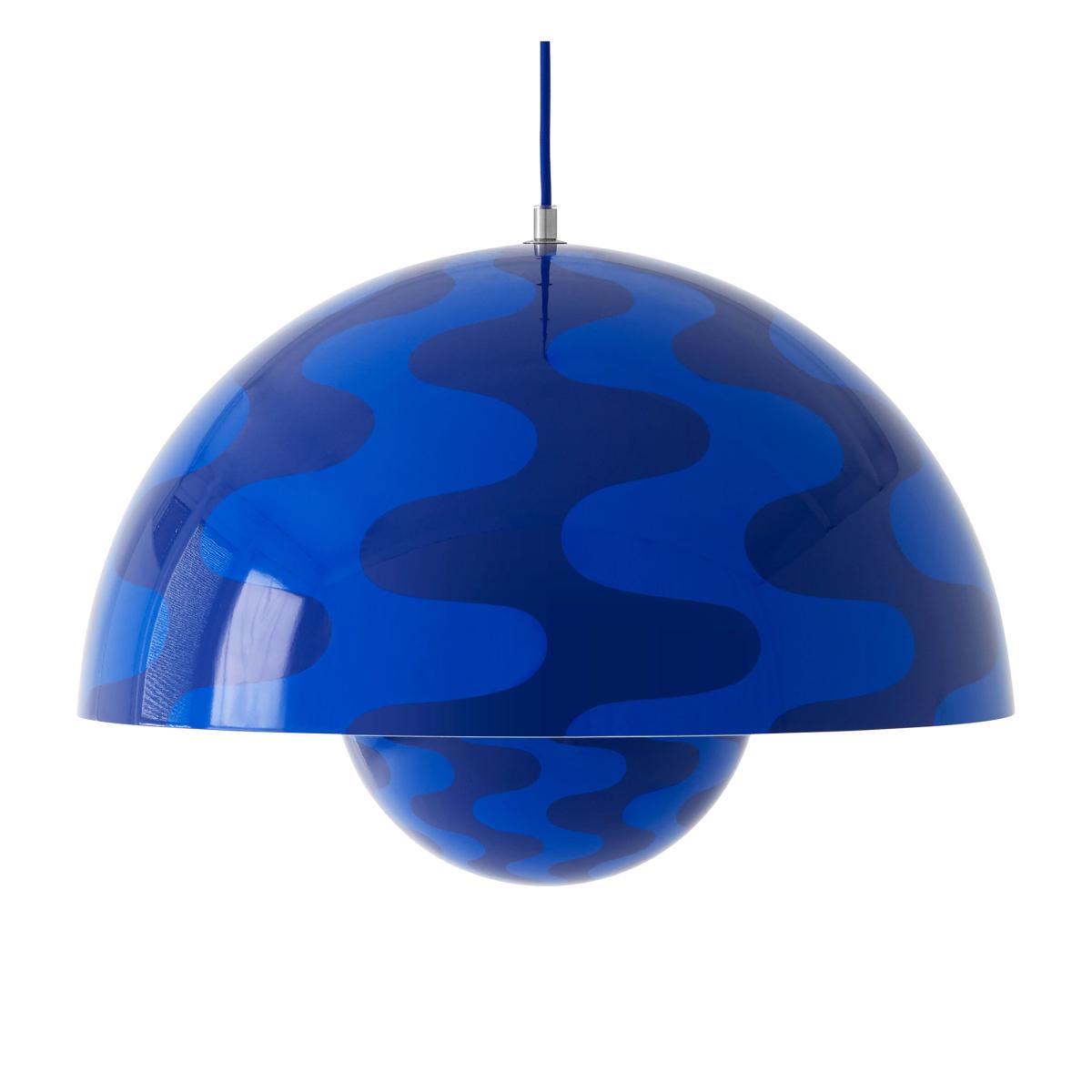 &Tradition Flowerpot VP2 pendant lamp big Cobalt blue-Twilight blue – image 1