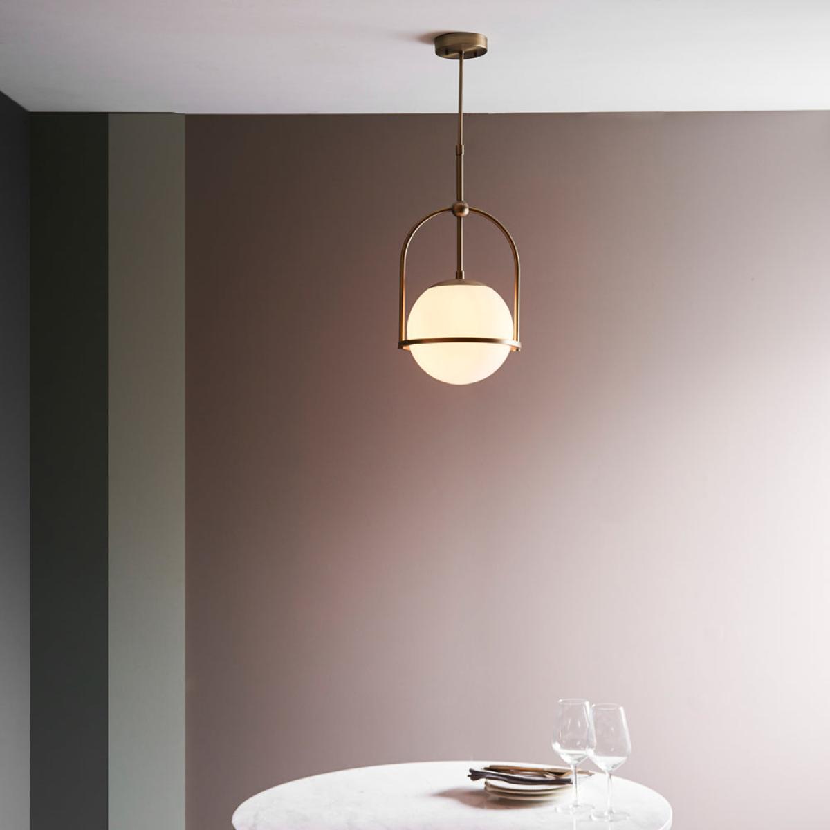 Olivia's Bella 1 Pendant light in Gold – image 3