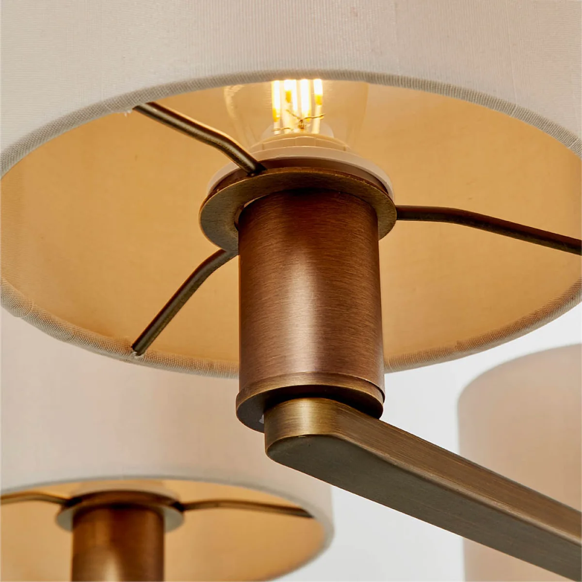 Daley 5 Light Pendant Antique Bronze – image 5