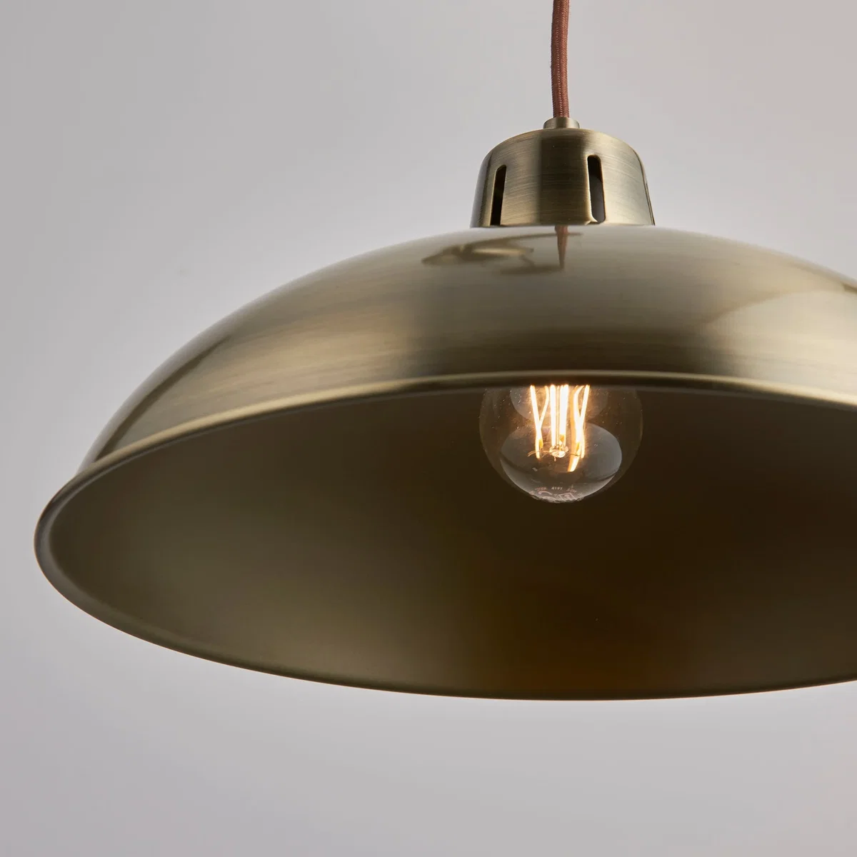 Polka Rise & Fall Pendant Antique Brass – image 3