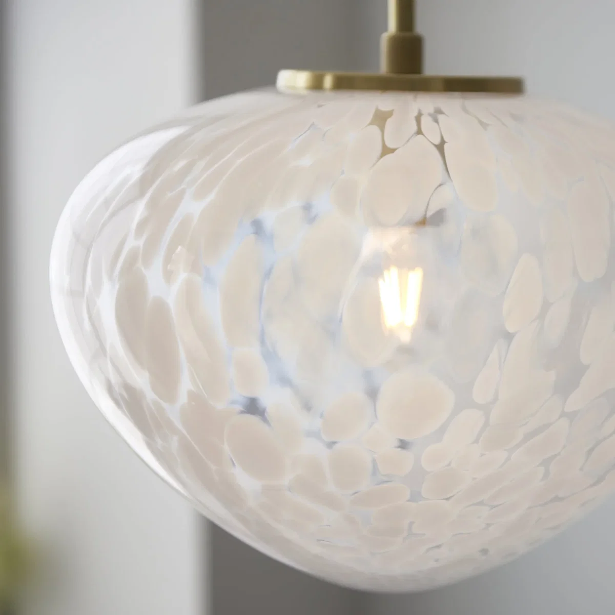 Mali 1 Light Pendant Satin Brass – image 6