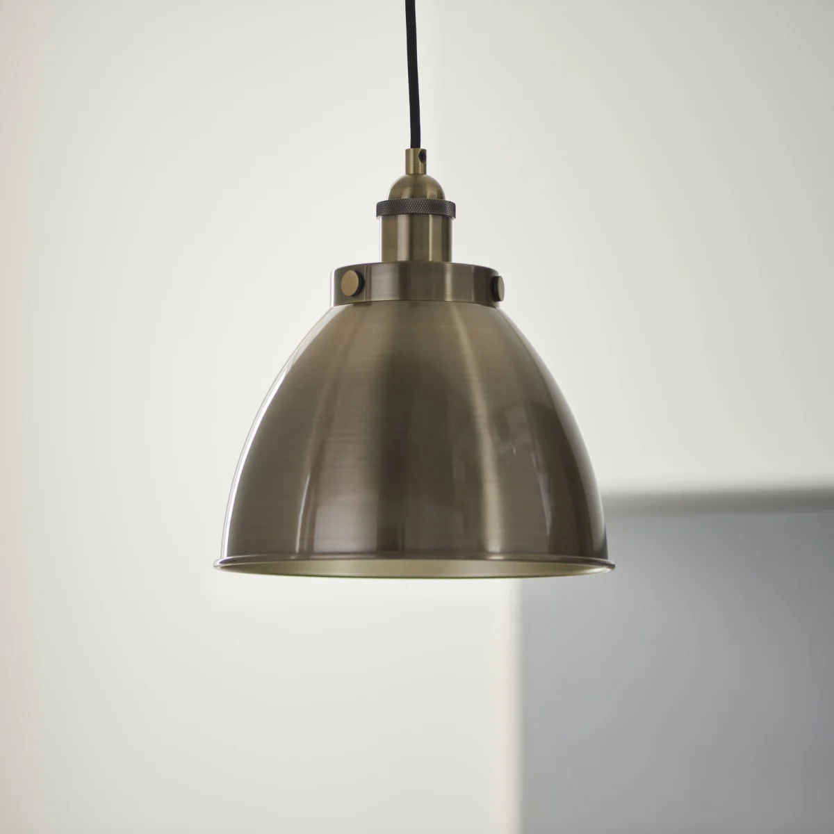 Franklin Small Pendant Antique Brass – image 3