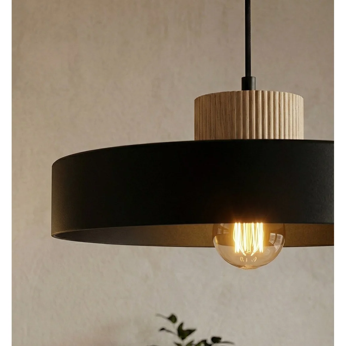 Kivi Large Pendant Black – image 2
