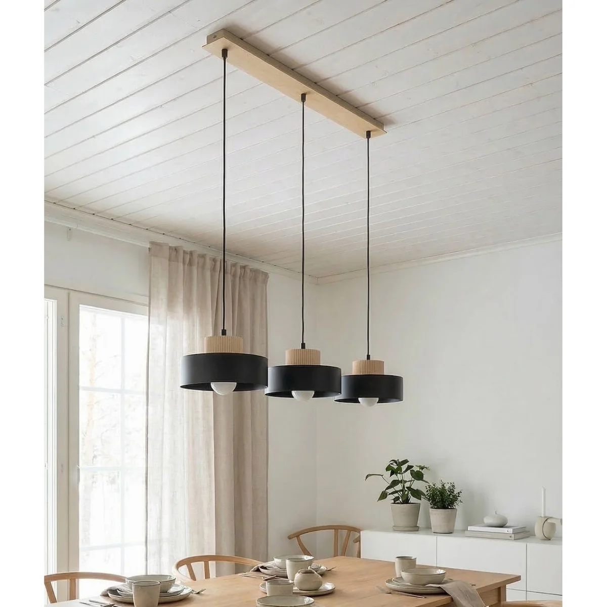 Kivi 3 Light Linear Pendant Black – image 3
