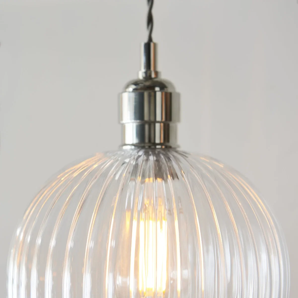 Ribbed Small Pendant Bright Nickel – image 3
