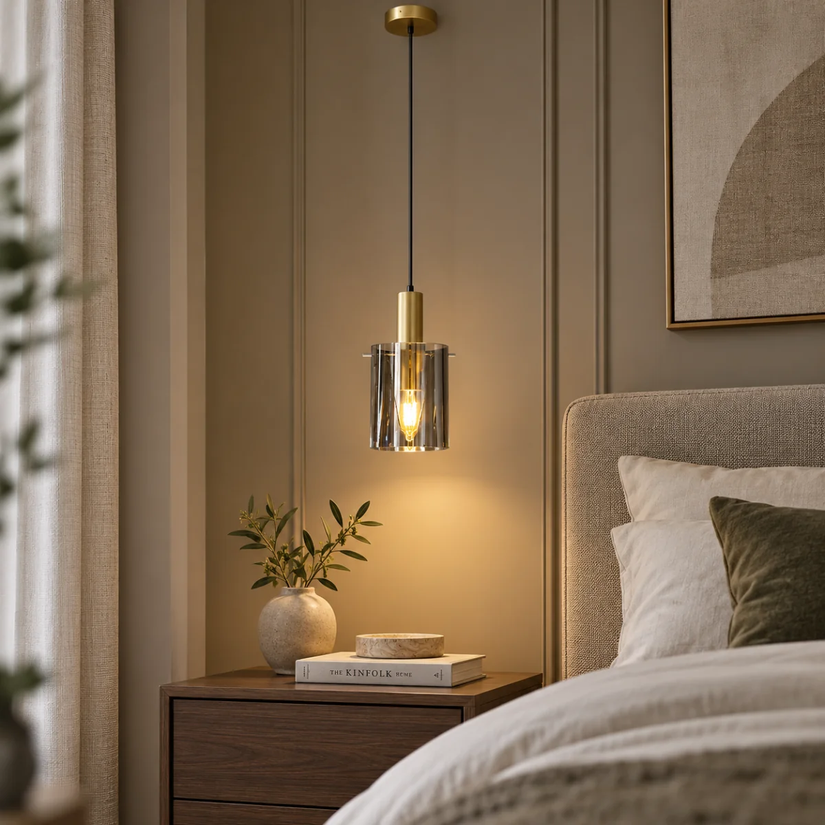 Arcadia Black & Gold Pendant – image 2