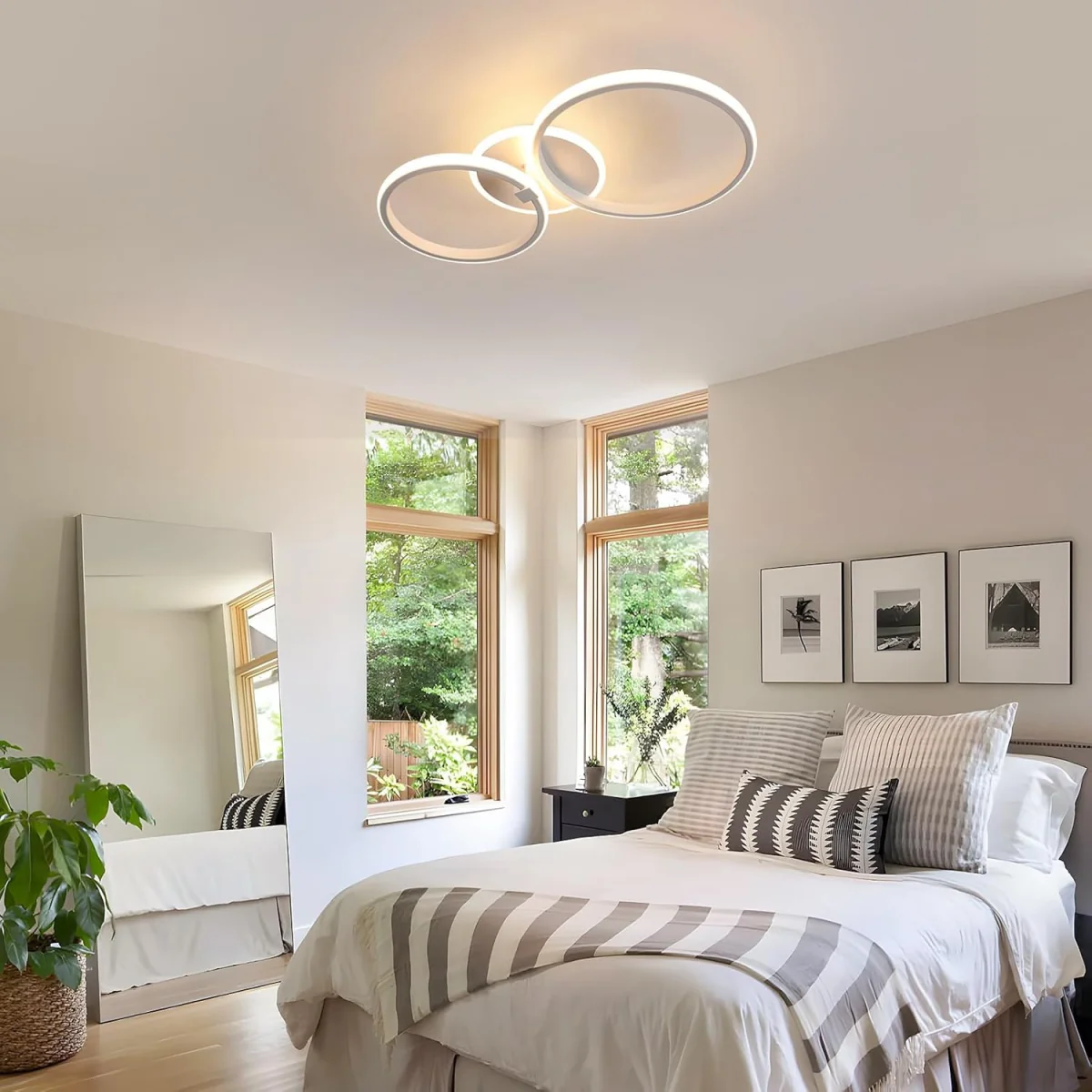 Ceiling Light White Circles - White – image 3