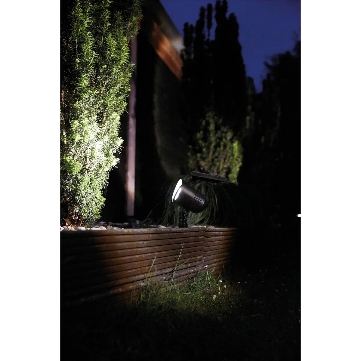 Luxform Lupus Intelligent Solar Led Spotlight 50 Lumen - Black – image 2