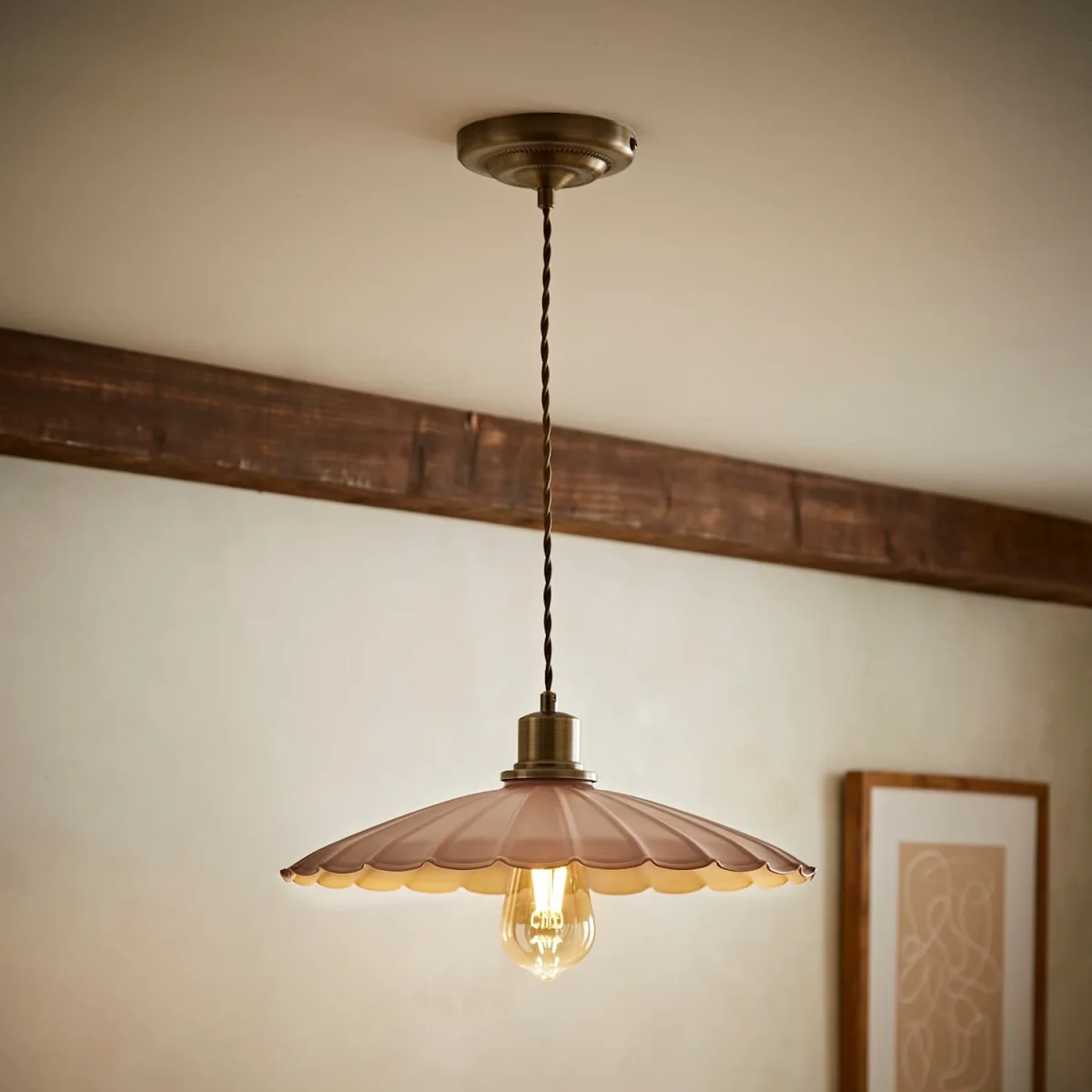ValueLights Holborn Scallop Pendant Ceiling Light - Pink / 0.75kg / 10W – image 2