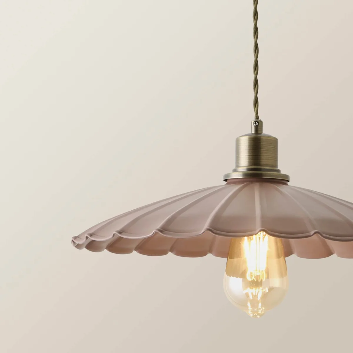 ValueLights Holborn Scallop Pendant Ceiling Light - Pink / 0.75kg / 10W – image 6