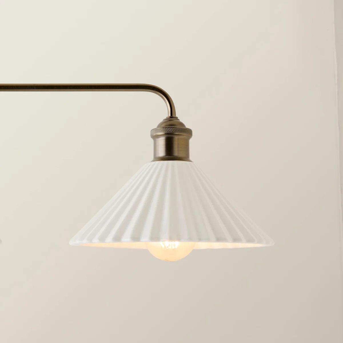 Burford Ceramic Ribbed 3 Drop Diner Bar Ceiling Light - Cream – image 5