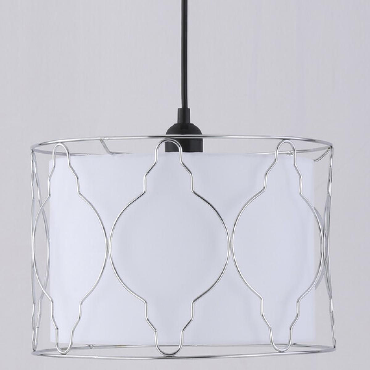 Quatrefoil Pendant – image 1