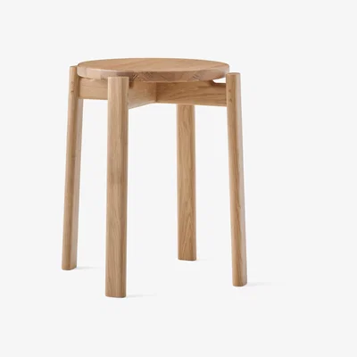 Nordic Nest MENU Passage stool Oak