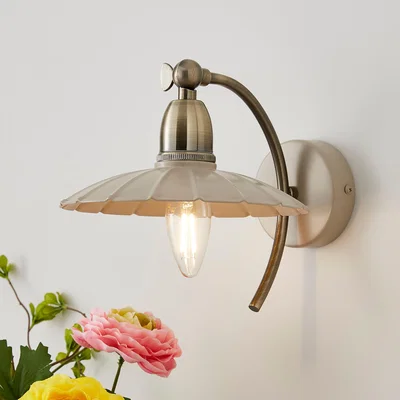 Dunelm Maya Scallop Wall Light Off-White