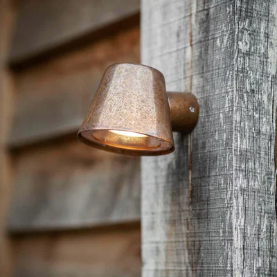 Graham & Green Regent Copper Mast Light