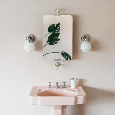 Graham & Green Hestia Wall Light