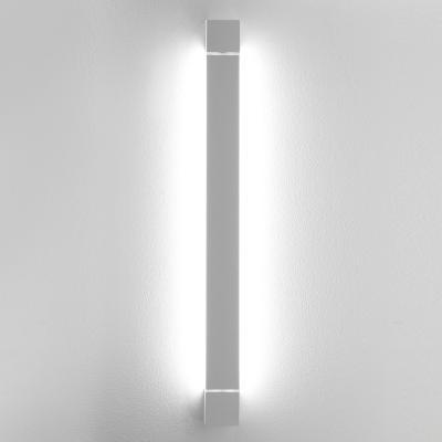 Made in Design Pivot LED Wall light - L 61 cm by Fabbian White