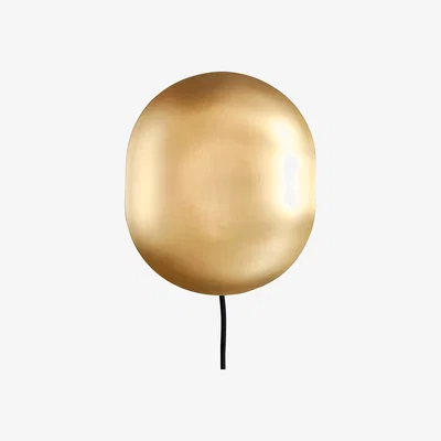 Nordic Nest 101 Copenhagen Clam wall lamp 26 cm Brass