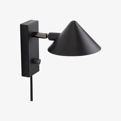 Nordic Nest Watt & Veke Kuro wall lamp Black Ø14x16 cm read