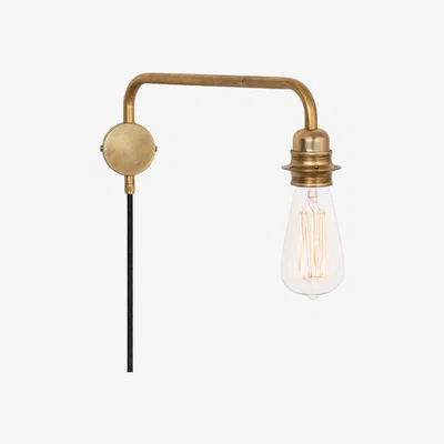 Nordic Nest Konsthantverk Edison wall lamp arm down Raw brass